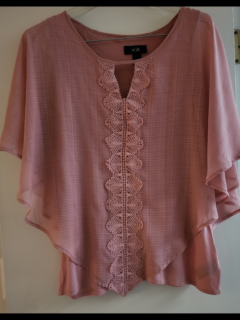 AGB Women's Pink Lace-Trim Ponte Blouse